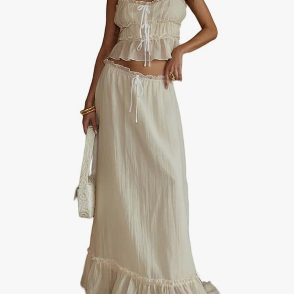 Elegant Cream Maxi Skirt